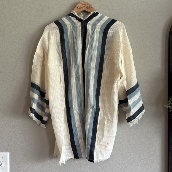 NWT Michael Stars (Evereve) Nautical Beach Striped Wrap One Size Blue/Off White - Picture 11 of 13